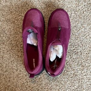 Lands End Women’s All weather Zip & Slip Shoes - brand new NEVER worn